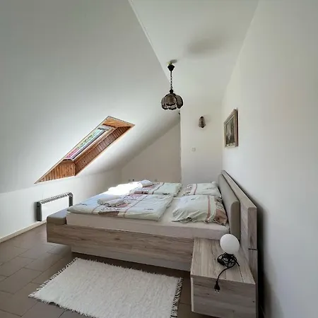 Lakeview Ferienhaus *